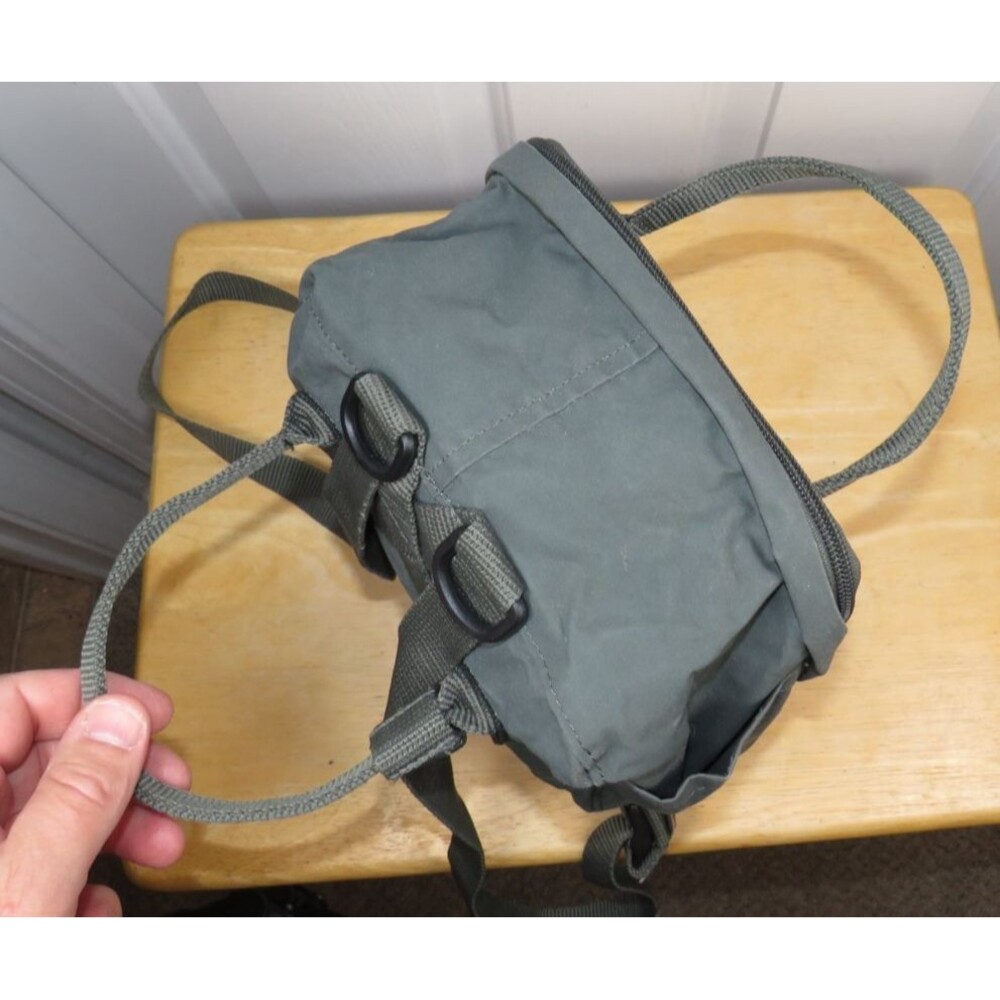Fjallraven Kanken Mini Backpack in 'Super Grey' RN132546 - 23561 - Picture 5 of 8